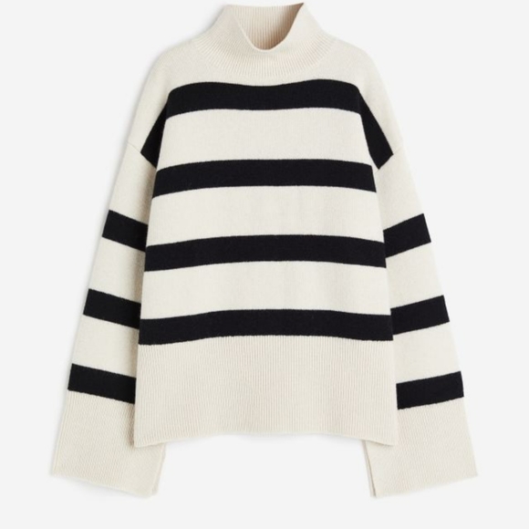 H&M Oversized Mock-turtleneck Sweater - Picture 2 of 8
